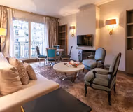 Luxury with a view of the Avenue De Montaigne
