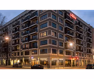 Platz vor dem Neuen Tor Studio Apartment