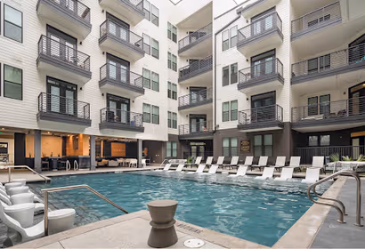 Art Dilly Drive Service Apartment