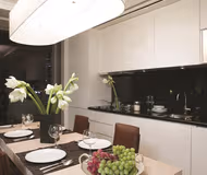 Queens Road Apartments, Central