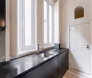 Modern Apartment in Praça da Batalha 21