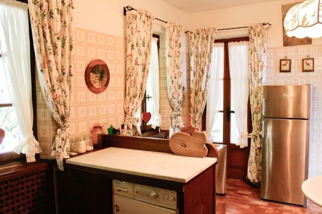 SOLUTION TO YOUR ITALIAN GETAWAY - PRETTY HAMLET WITH ASTONISHING VIEWS OF COMO