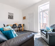 Spacious 3 Bedroom (Leigh)