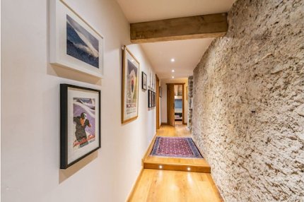 TRADITIONAL LUXURY ALPINE CHALET IN MORZINE