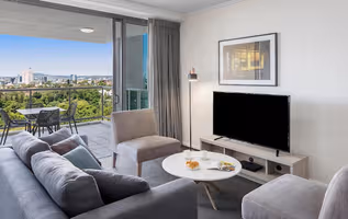 Oaks Brisbane Margaret Suites