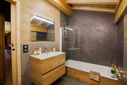The Perfect Ski Retreat in the Heart of Town