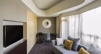 Shuicheng Road Station Serviced Apartments