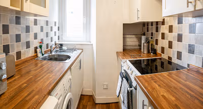 Central, Spacious Apartment Close to University