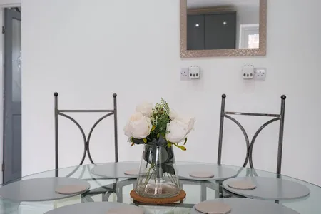 3 Bedroom House with Parking in Windsor