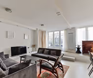 70SQM 2 Bedroom at rue Saint Denis