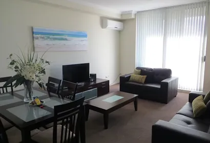 Victoria Road Apartment II