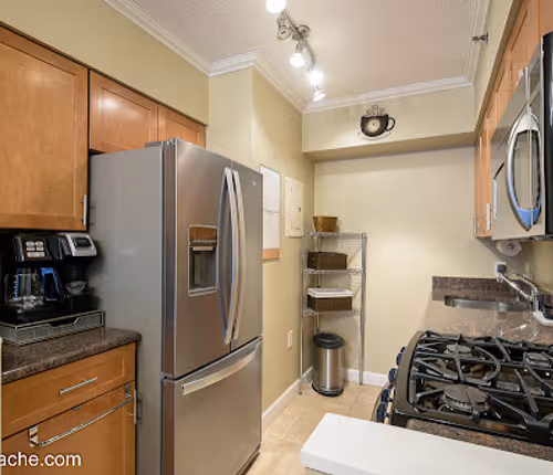 4801 Fairmont Avenue Unit 311