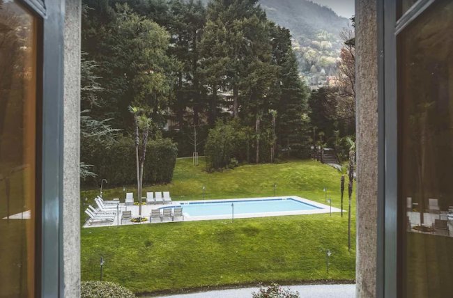 Magnificient Villa located right on the shores of Lake Como