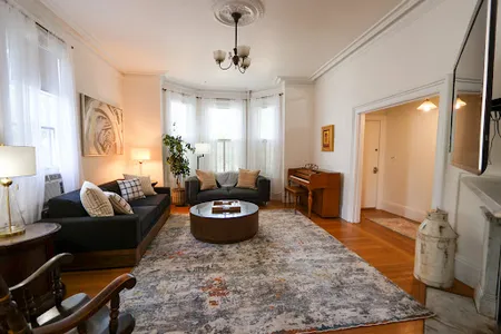 Cypress Apartment