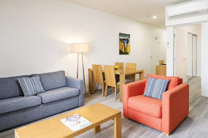 Macalister Street Serviced Apartment