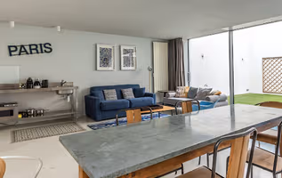 160M2 skylit home Port d'Orleans