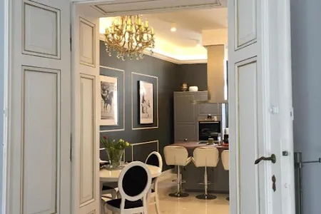 Mariacka Serviced Apartment