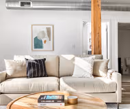 Redwood Ave Apartment