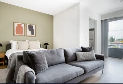 N Normandie Ave Serviced Apartments