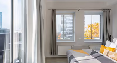 Düsseldorfer Balcony Studio I