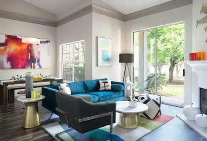 Metric Blvd Apartments