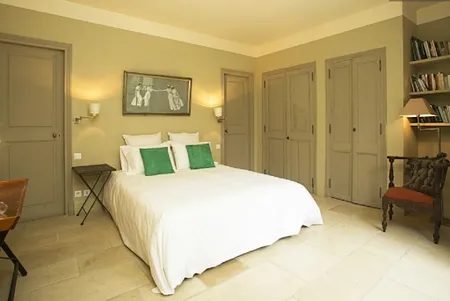 An Idyllic Provençal Villa in St Remy