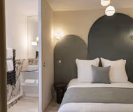 THE GLAMOROUS RUE ST HONORE - TUILERIES & OPERA