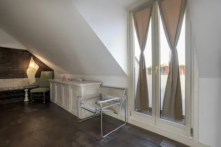 Disciplini  Serviced Apartment