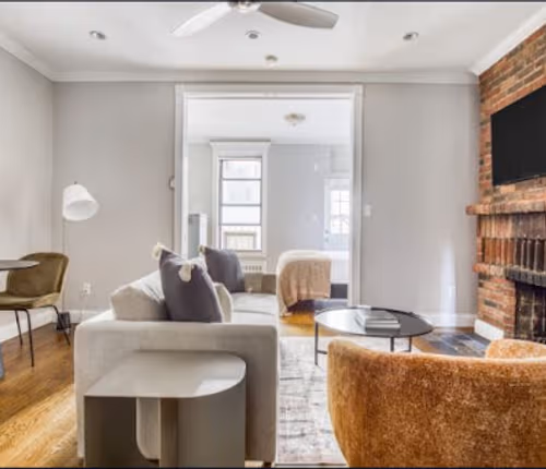 East 25th Street Serviced Apartment