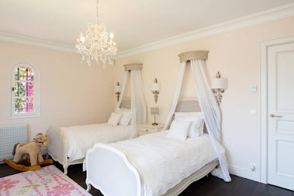 Sensational Luxury Villa Near Antibes