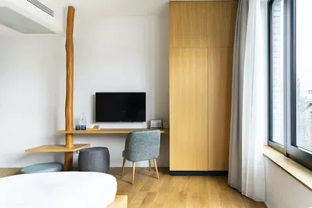 Nollendorfpl Accessible Studio Apartments