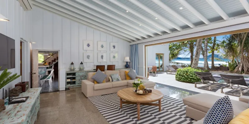 Luxurious Beach Villa In Kalim Beach
