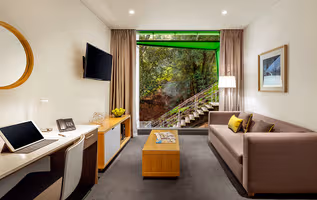 Quest Mounts Bay Road