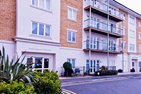 Park West Apartments in West Drayton
