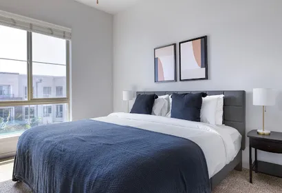 Grosvenor Blvd Apartment