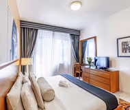 Luxury bedroom at Mankhool 26B Street Serviced Apartments, Bur Dubai