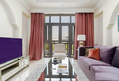 Deluxe One Bedroom Apartment Near Dubai Mall