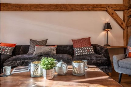 TRADITIONAL LUXURY ALPINE CHALET IN MORZINE