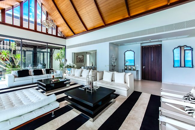 A Delicate and Beautiful Paradiso Villa in Phuket