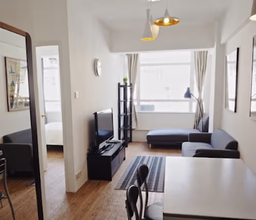 Russell Street Serviced Apartments