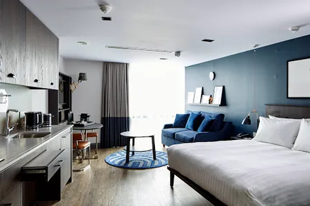 Living area at Kensington