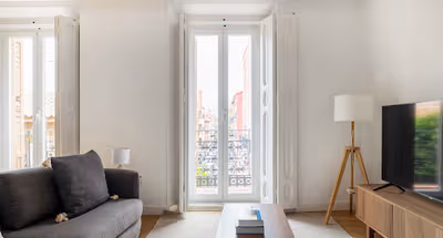 Humilladero Serviced Apartment