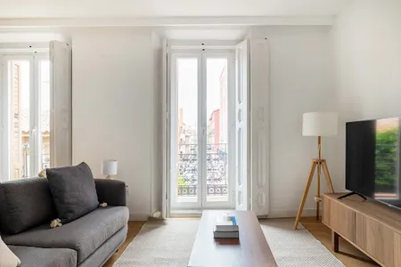 Humilladero Serviced Apartment
