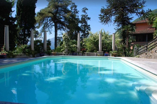 Solution FOR A Luxury Stay-13000 M2 Exotic Italian Lake Front Home IN Mennagio