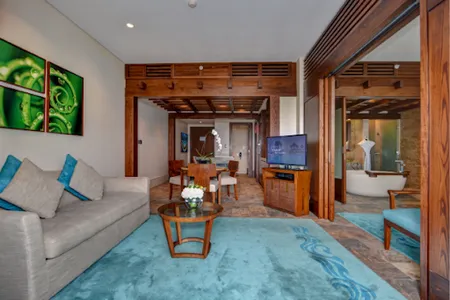 Crescent Road Serviced Apartments, Palm Jumeirah