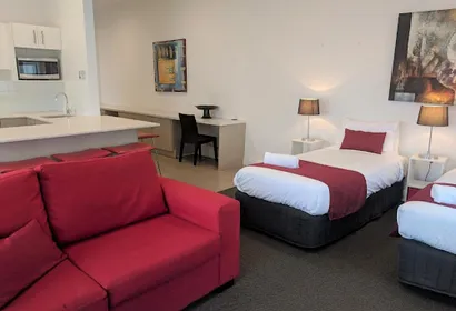 Dowling Street Serviced Apartments