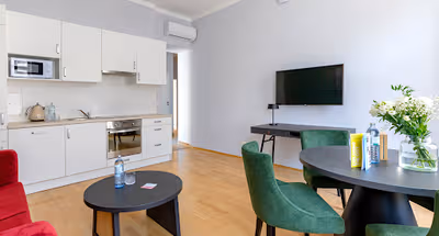 Strauss Serviced Apartments