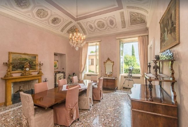LAKE COMO HISTORIC LUXURY VILLA- 1200M2 OF PURE SPLEDOUR