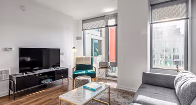 Mosso Folsom St Apartment