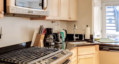 13 street NW Serviced Apartments